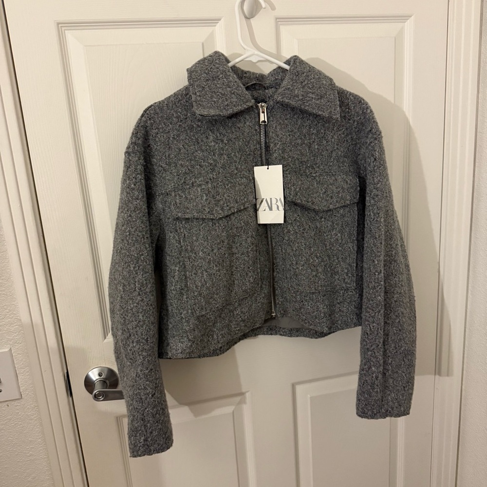 Zara Gray Teddy Jacket with Cropped Style and Wide Collar